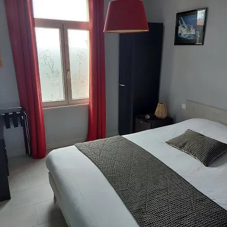 De La Paix Hotel 3*