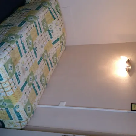 Отель De La Paix