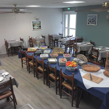 Отель De La Paix