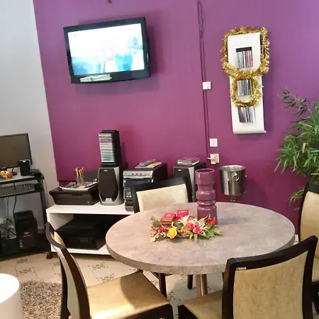 Hotell De La Paix